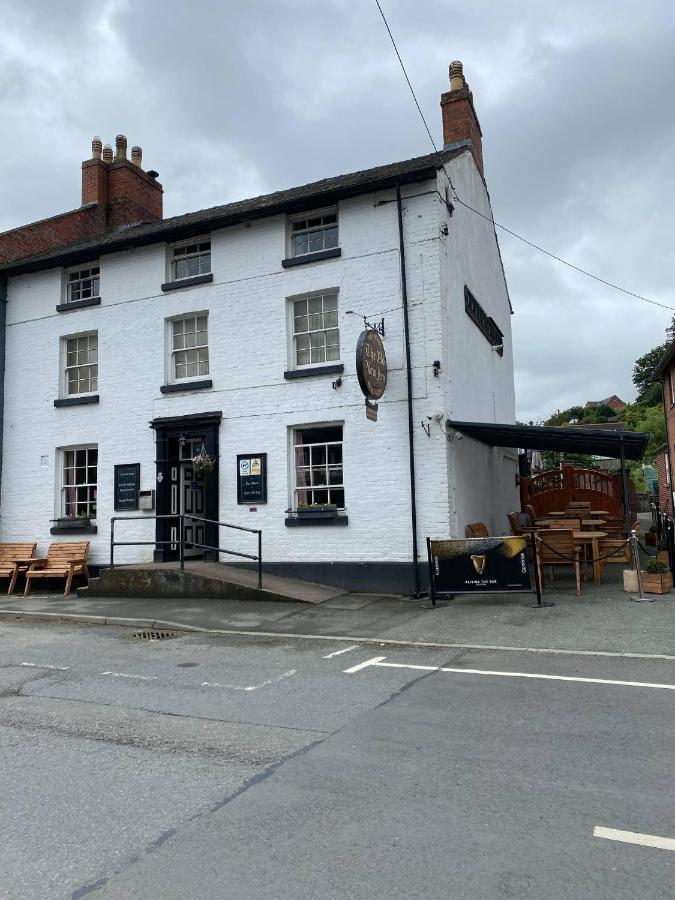 Old New Inn, Llanfyllin Dış mekan fotoğraf